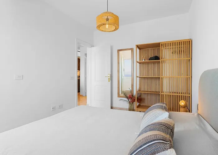 Modern Light And Beautiful View 푸에르토 데 산티아고